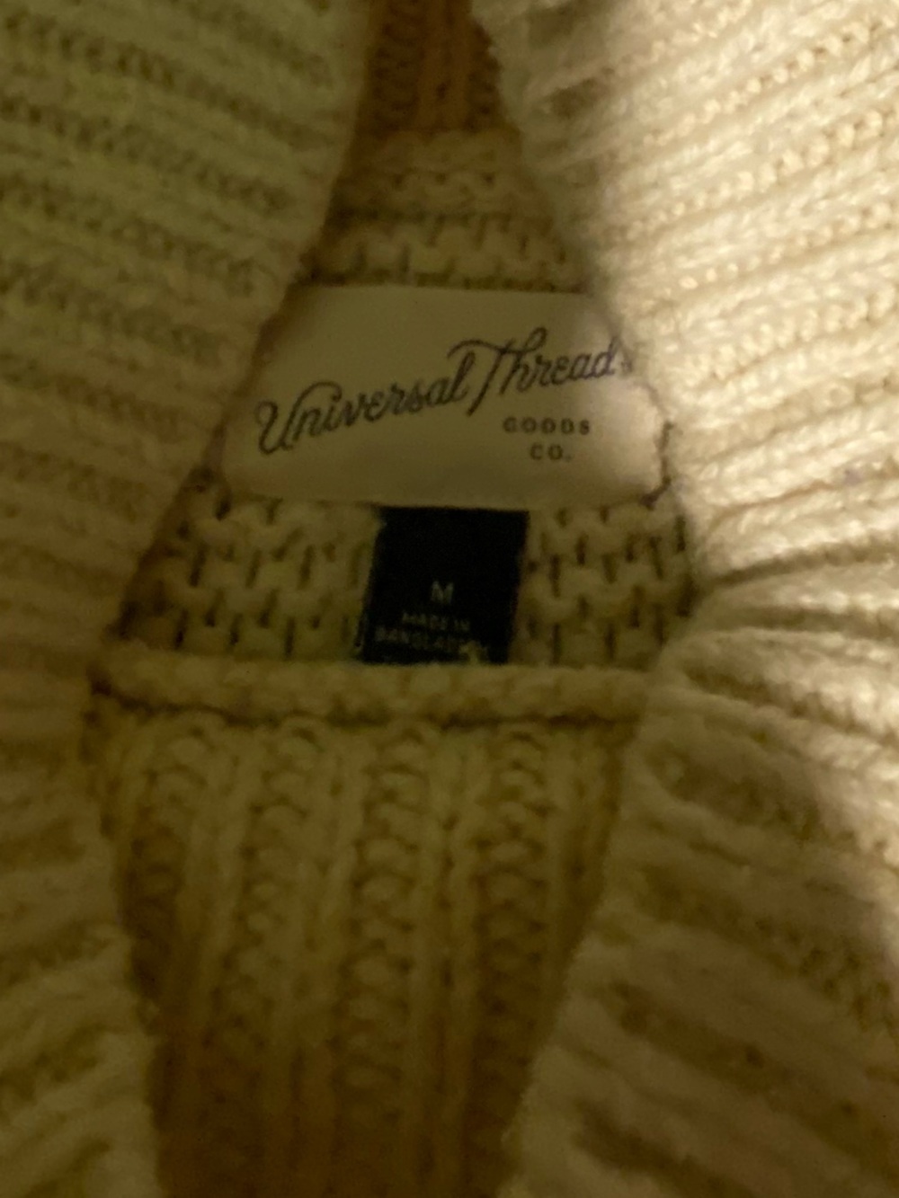 Universal Thread Sweater - Picture 3 of 4